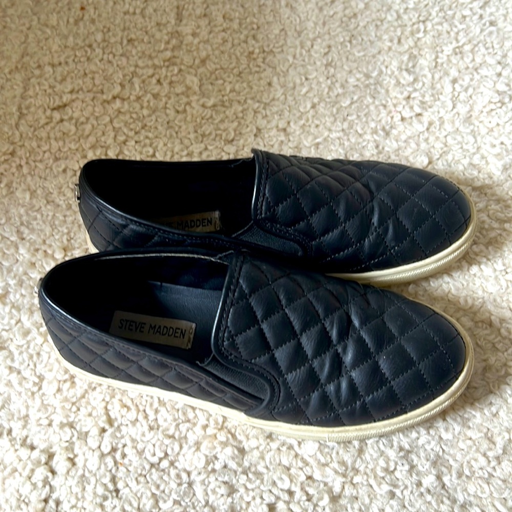 Women’s slide on shoes, black faux leather, size 7